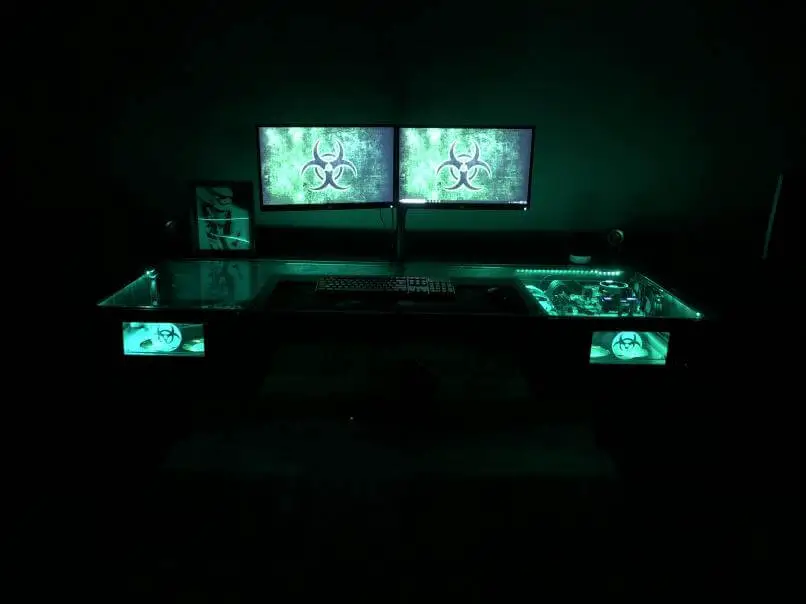 Green biohazard theme Desk PC